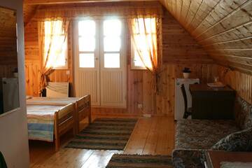 Фото номера Двухместный номер с 2 отдельными кроватями Проживание в семье Homestay Metsaveere Turismitalu г. Jürimõisa  4